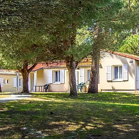 Holiday park Azureva Club Ile D'oleron Grand-Village-Plage