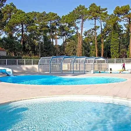 Holiday park Azureva Club Ile D'oleron 3*