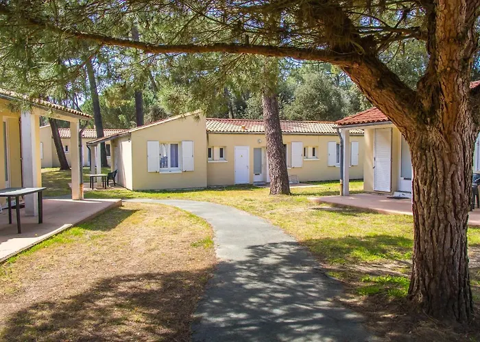 Parque de vacaciones Azureva Club Ile D'oleron 3*